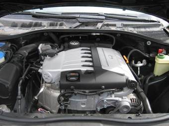 2003 Volkswagen Touareg Photos