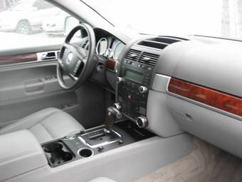 2003 Volkswagen Touareg Photos