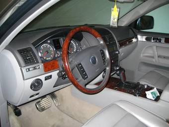 2003 Volkswagen Touareg Pictures
