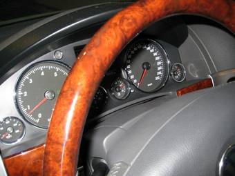2003 Volkswagen Touareg Photos