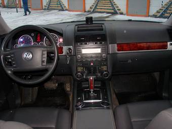 2003 Volkswagen Touareg Photos