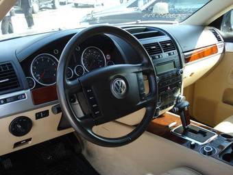 2003 Volkswagen Touareg Photos
