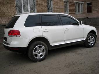 2003 Volkswagen Touareg Photos