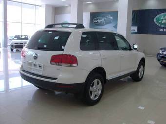 2003 Volkswagen Touareg Photos