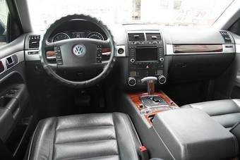 2003 Volkswagen Touareg Photos