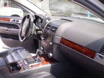 2003 Volkswagen Touareg Pictures
