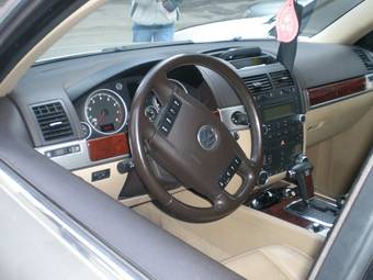 2003 Volkswagen Touareg Photos