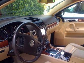 2003 Volkswagen Touareg Photos