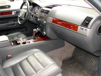 2003 Volkswagen Touareg Wallpapers