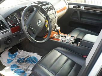 2003 Volkswagen Touareg Images