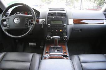 2003 Volkswagen Touareg Pictures
