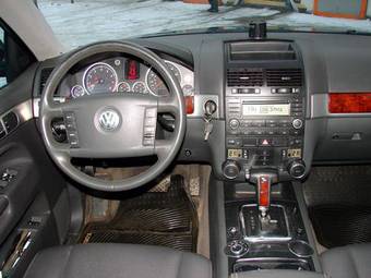 2003 Volkswagen Touareg Wallpapers