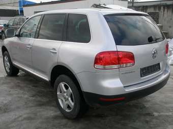 2004 Volkswagen Touareg Photos
