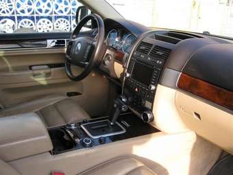 2004 Volkswagen Touareg Pics