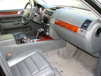 2004 Volkswagen Touareg Pictures