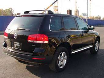 2004 Volkswagen Touareg Images