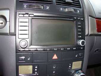 2004 Volkswagen Touareg Photos