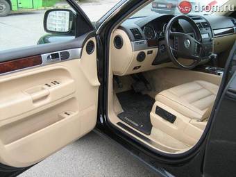 2004 Volkswagen Touareg Pictures