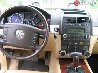 2004 Volkswagen Touareg Pictures