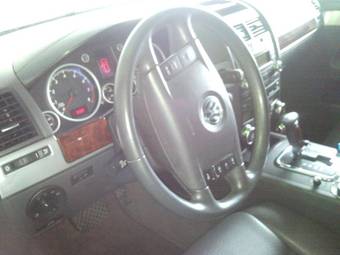 2004 Volkswagen Touareg Pictures