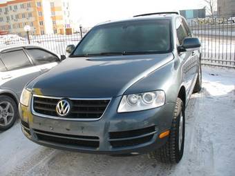 2004 Volkswagen Touareg Images