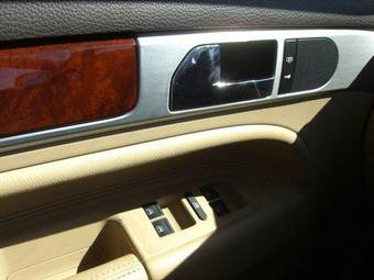 2004 Volkswagen Touareg Pictures