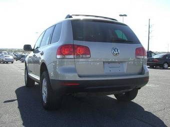 2004 Volkswagen Touareg Wallpapers