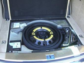 2004 Volkswagen Touareg Images