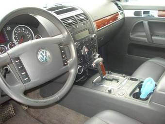 2004 Volkswagen Touareg Pictures
