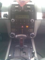 2004 Volkswagen Touareg Images