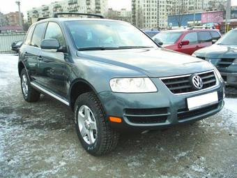 2004 Volkswagen Touareg Photos