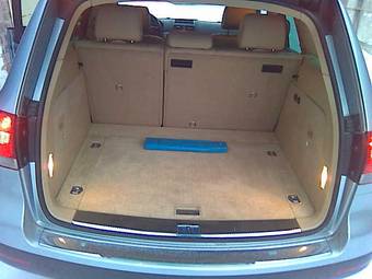 2004 Volkswagen Touareg Images