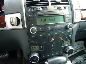2004 Volkswagen Touareg Pictures