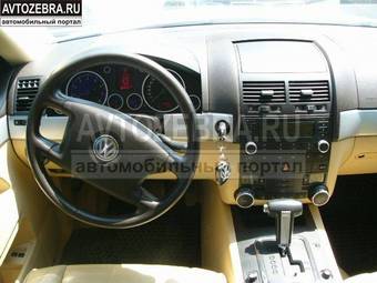 2004 Volkswagen Touareg Pictures