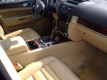 2004 Volkswagen Touareg Pictures