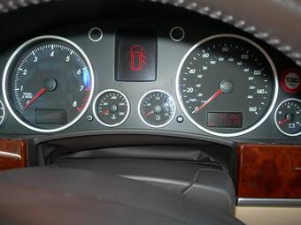 2004 Volkswagen Touareg Pictures