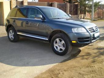 2004 Volkswagen Touareg Photos