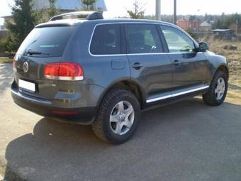 2004 Volkswagen Touareg Photos