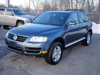 2004 Volkswagen Touareg Photos