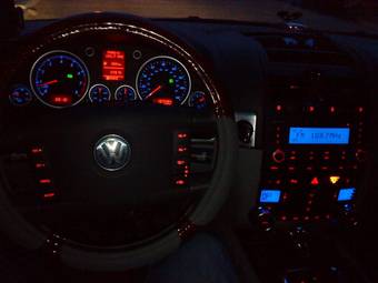 2004 Volkswagen Touareg Photos