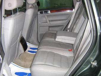 2004 Volkswagen Touareg Pictures