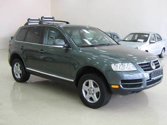2004 Volkswagen Touareg Photos