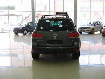 2004 Volkswagen Touareg Wallpapers