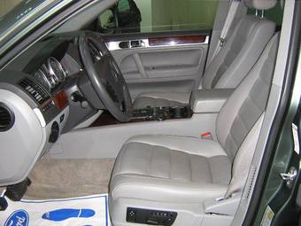 2004 Volkswagen Touareg Pics