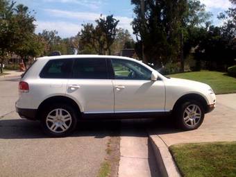 2004 Volkswagen Touareg Photos