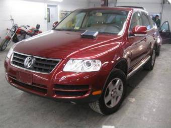 2004 Volkswagen Touareg Photos