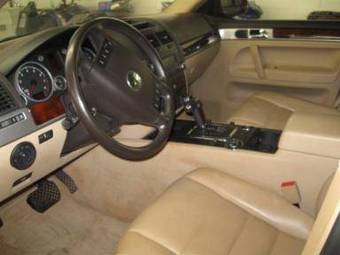 2004 Volkswagen Touareg Photos