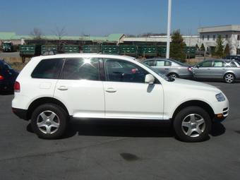2004 Volkswagen Touareg Photos