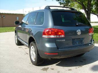 2004 Volkswagen Touareg Pictures
