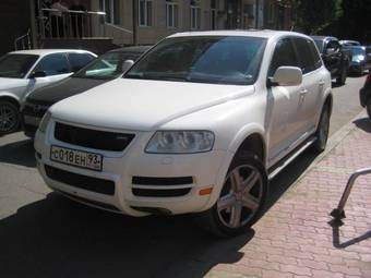 2004 Volkswagen Touareg Photos